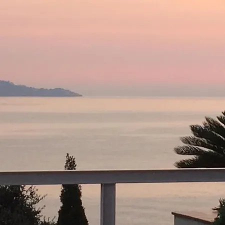 Apartmán Cala Salions, Amplio Con Visitas Al Mar *